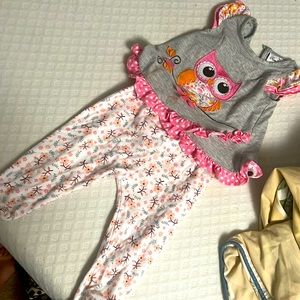 Rare editions outfit 6-9 months